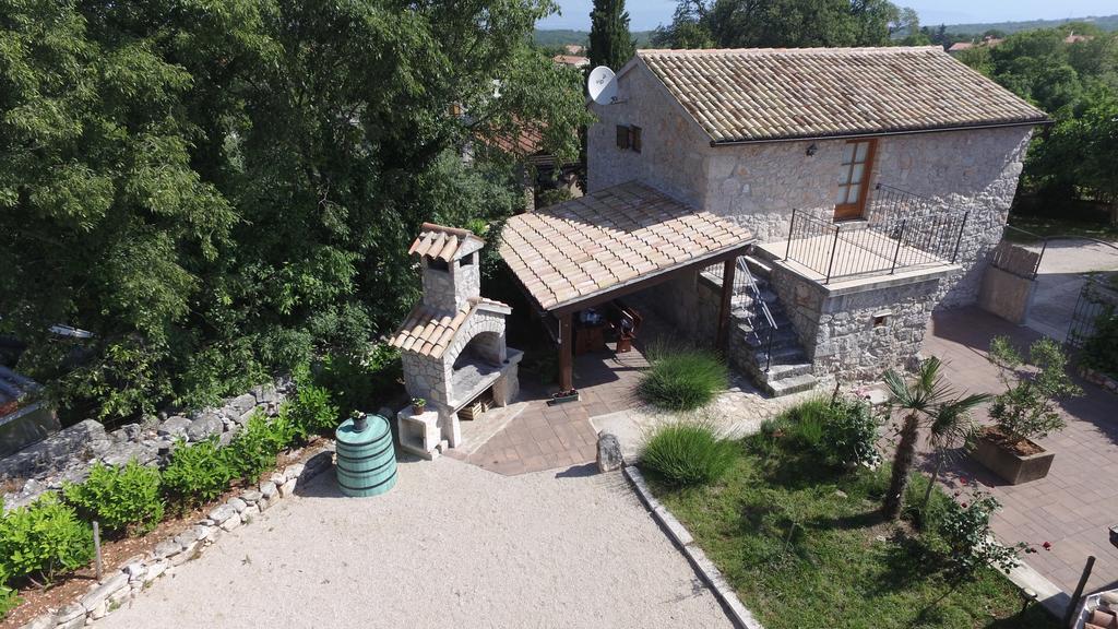 Holiday Home Rasopas Malinska Exterior photo